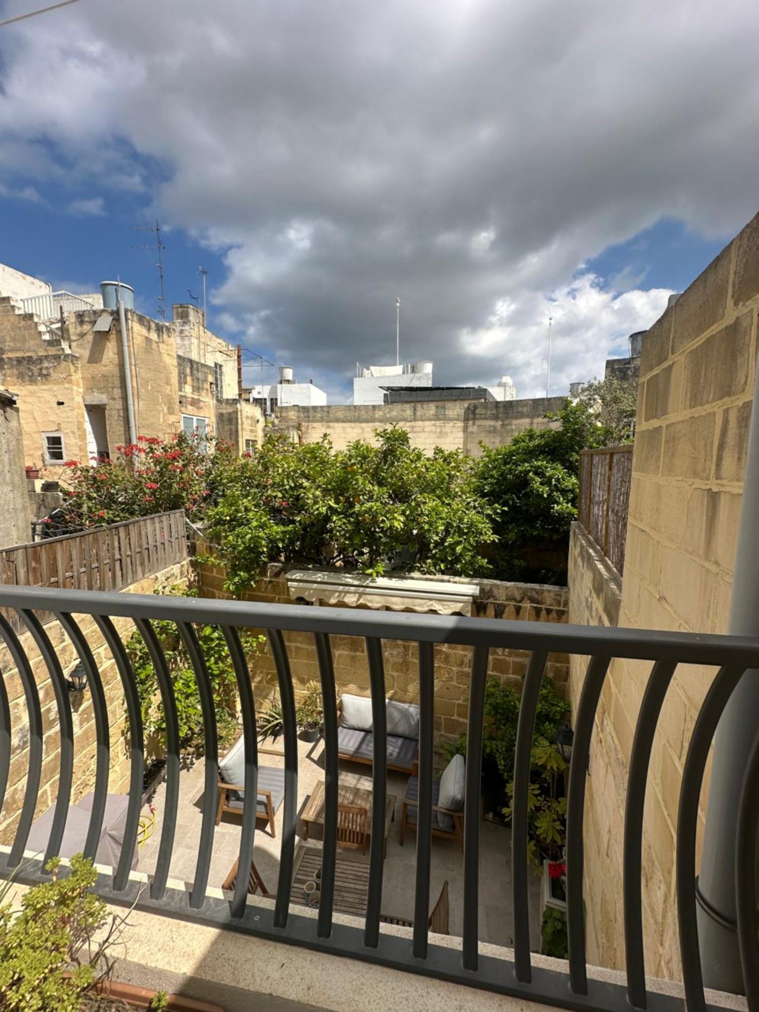 Iris -Paola Modern Townhouse Daire Dış mekan fotoğraf