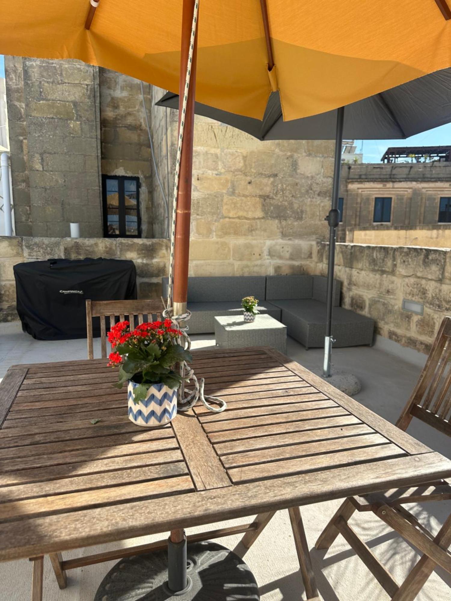Iris -Paola Modern Townhouse Daire Dış mekan fotoğraf